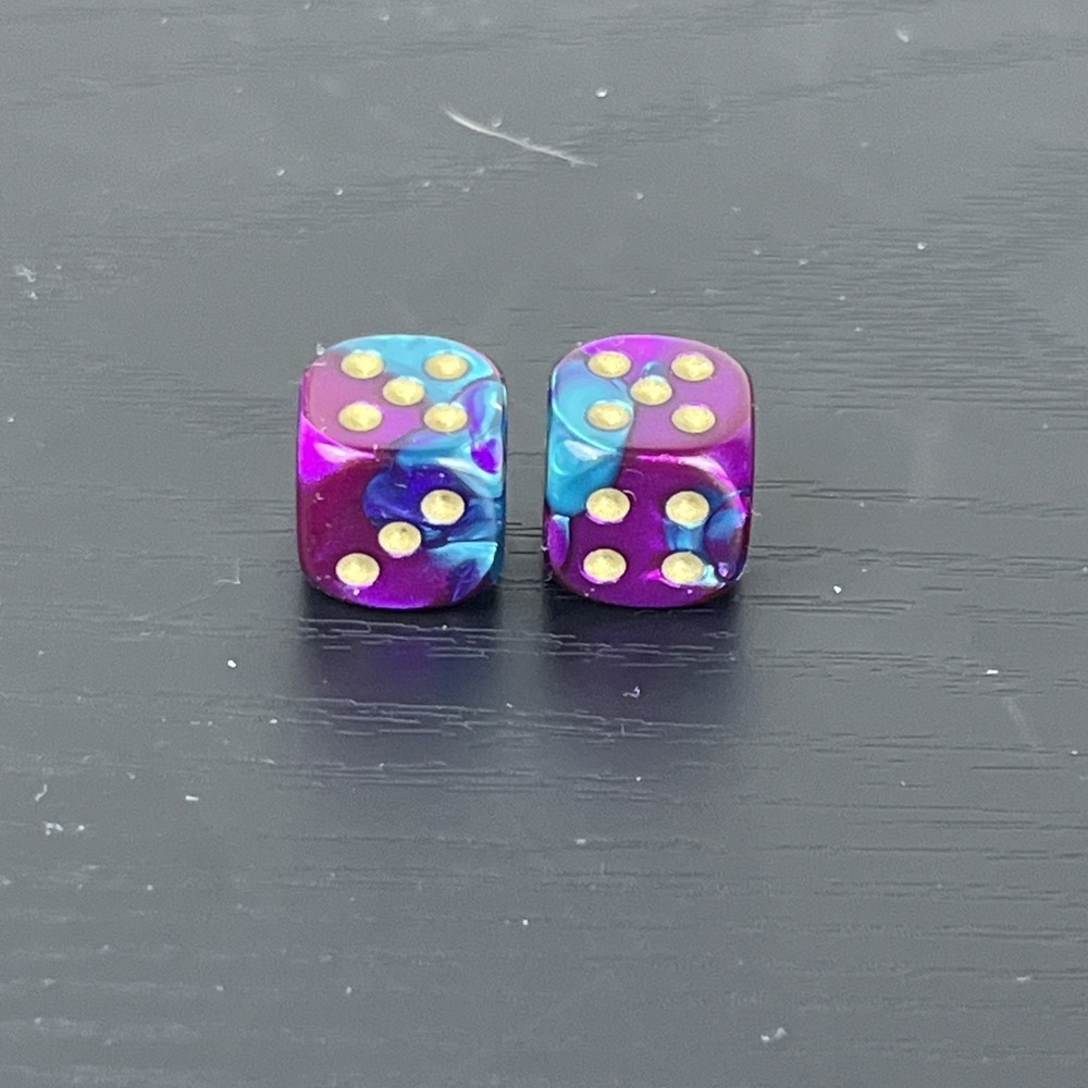 2x Teal Pink 6 Sided Dice Small D6 Gaming Dice‎ Pair